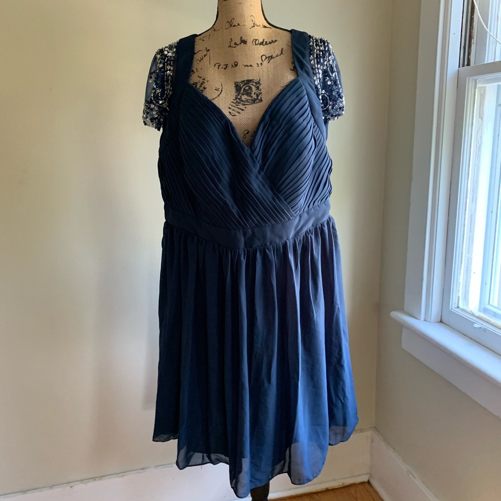 JJ’s House Dark Navy Cocktail Dress - Picture 2 of 16